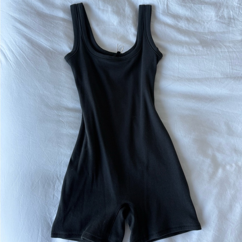 Skims NWT Black stretchy romper one piece